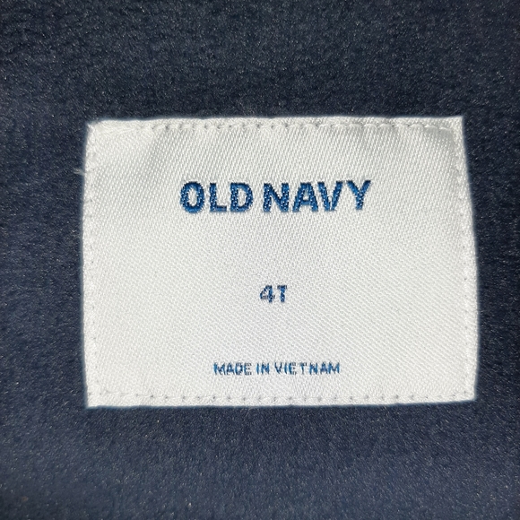 Old Navy Toddler Puffer Vest - Picture 3 of 4